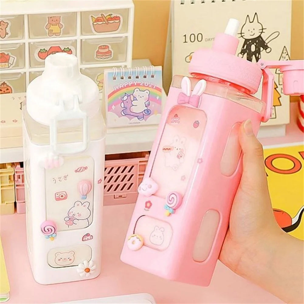 Garrafa de Água Kawaii 700ml/900ml com Palhinha — Fofa, Prática e Sem BPA